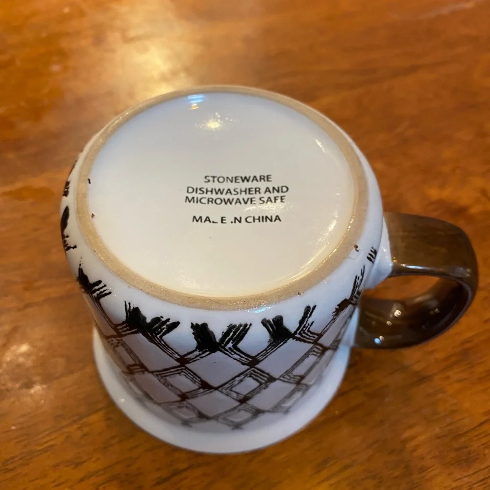 Ceramic Black & White Diamond Pattern Coffee Mug (Stoneware) - Picture 3 of 3